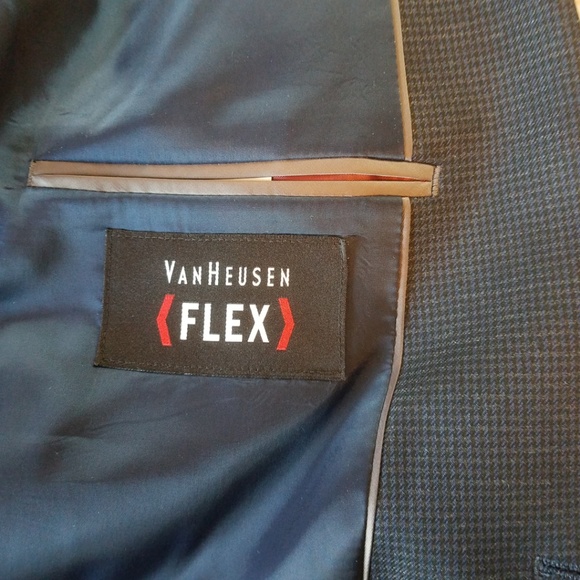 Van Heusen Slit-Fit Flex Houndstooth Blazer Coat - Picture 5 of 6